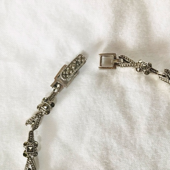 Intricate Silver Marcasite Bracelet - Picture 8 of 8